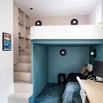Mind Design Studio, Center Paryż