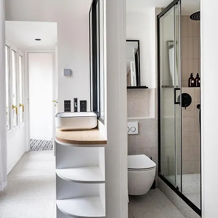 Apartman Mind Design Studio, Center *