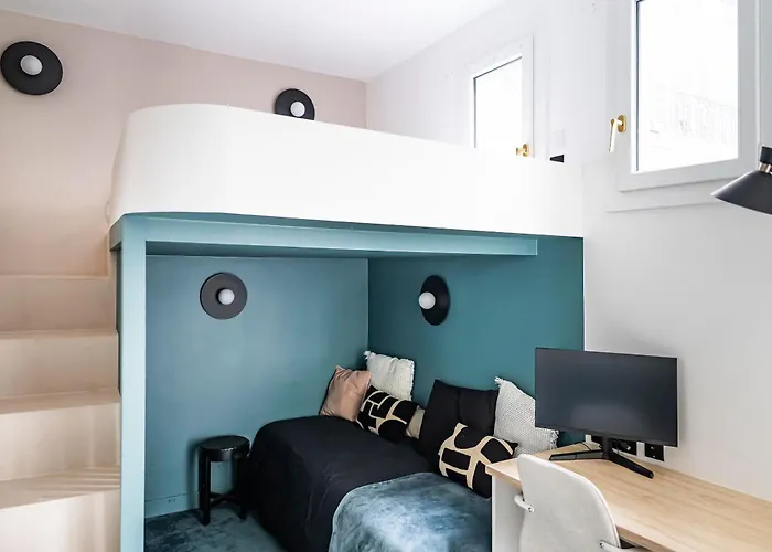 Mind Design Studio, Center *