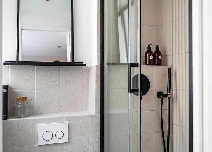 Mind Design Studio, Center *