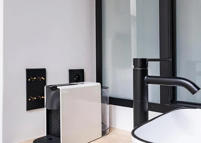 Mind Design Studio, Center * باريس