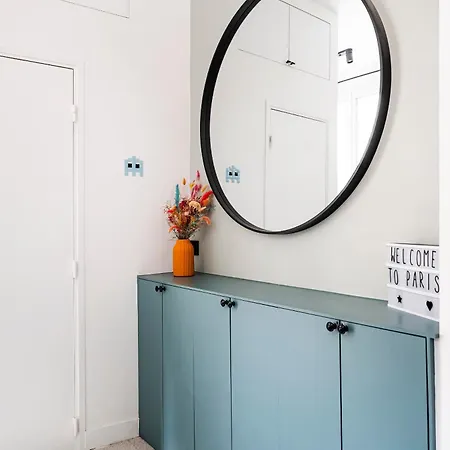 Mind Design Studio, Center Apartment *