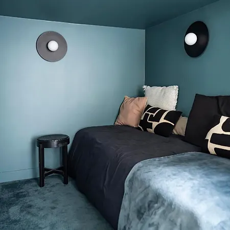 Mind Design Studio, Center Apartment Paris